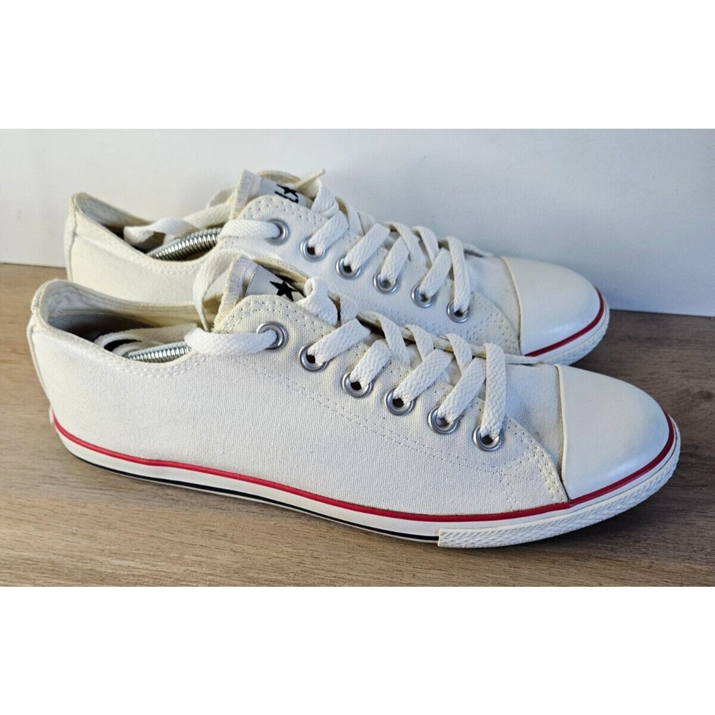 Converse Chuck Taylor All Star Low Top Sneakers White Red Stripe Size 8 Unisex