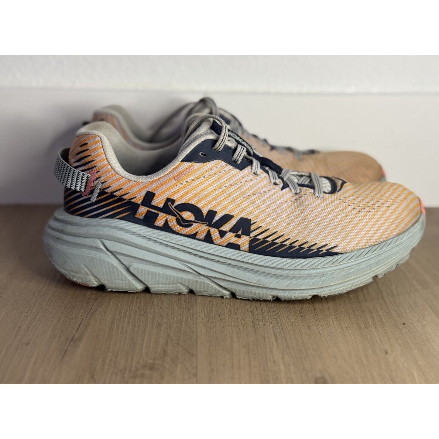 Hoka One One Rincon 2 Women’s Size 7 Lunar Rock Black/Orange | Gently Used