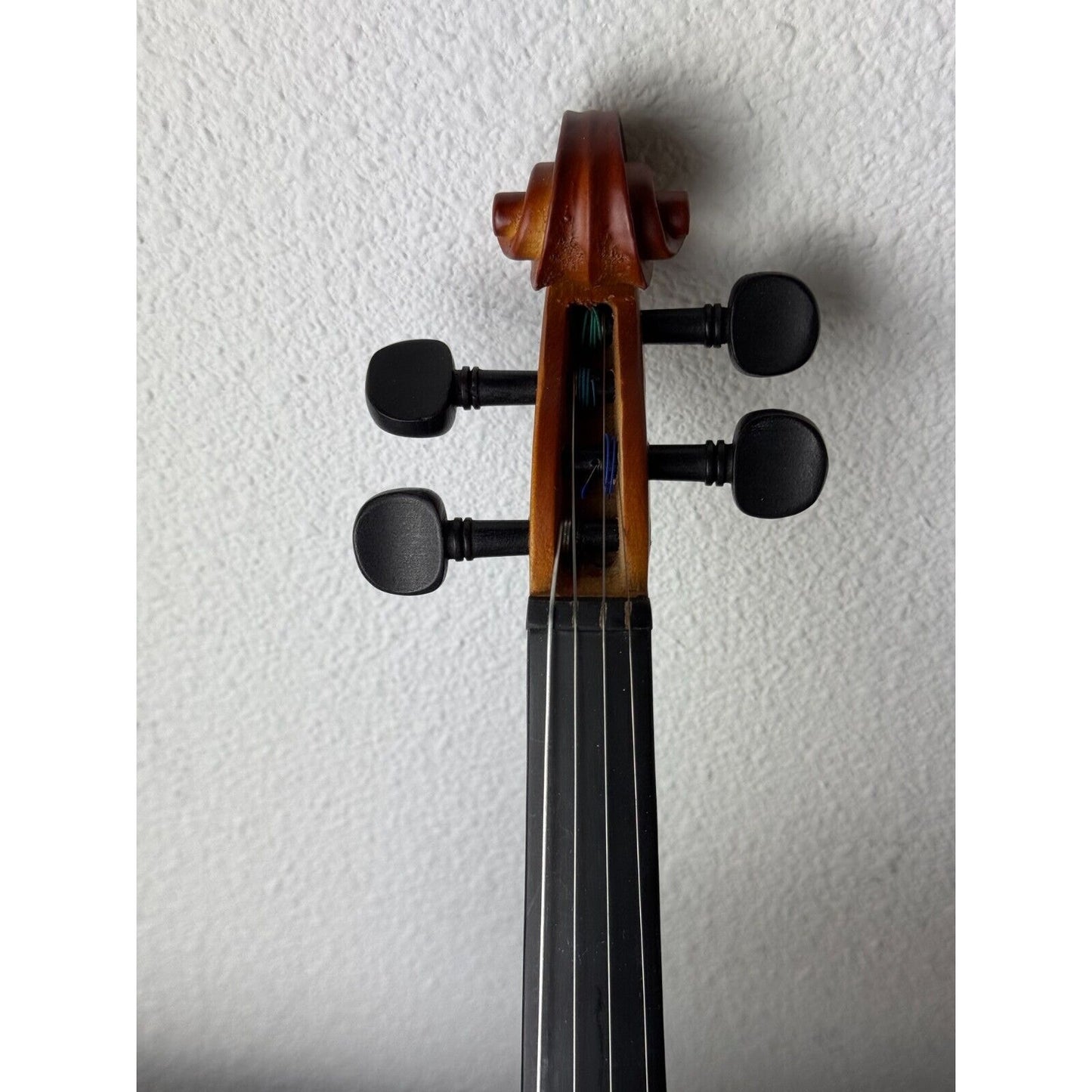 Mendini 4/4MV300 Solid Wood Satin Antique Violin