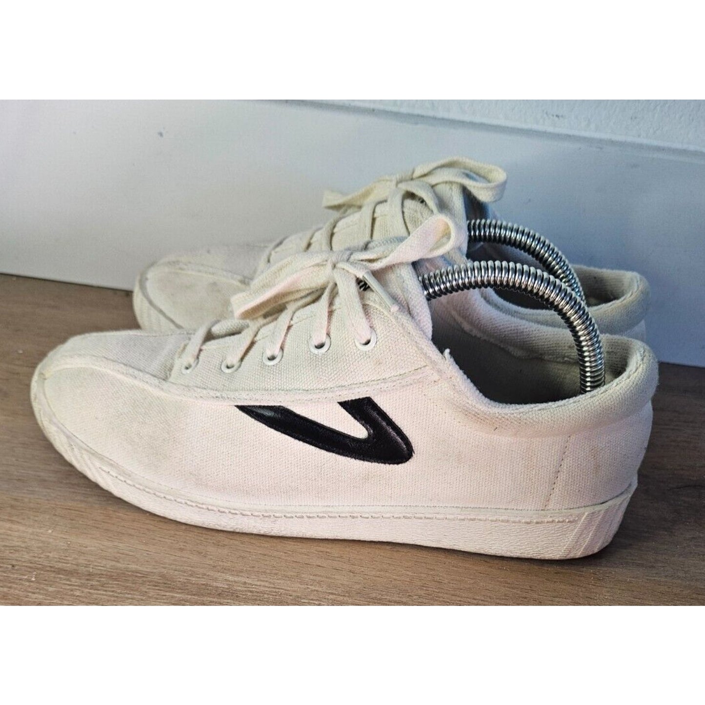 Tretorn Nylite Plus Women's Canvas Sneakers White/Black Size 5 - Gently Used