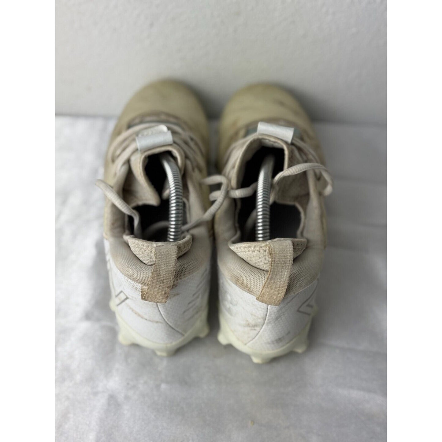 New Balance Freeze LX v3 Lacrosse Cleats Beige Size 8.5D