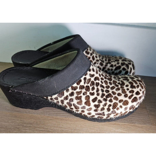 Dansko Women’s Leopard Print Haircalf Clogs Size 40 EU (9.5-10 US) Slip-On Shoes