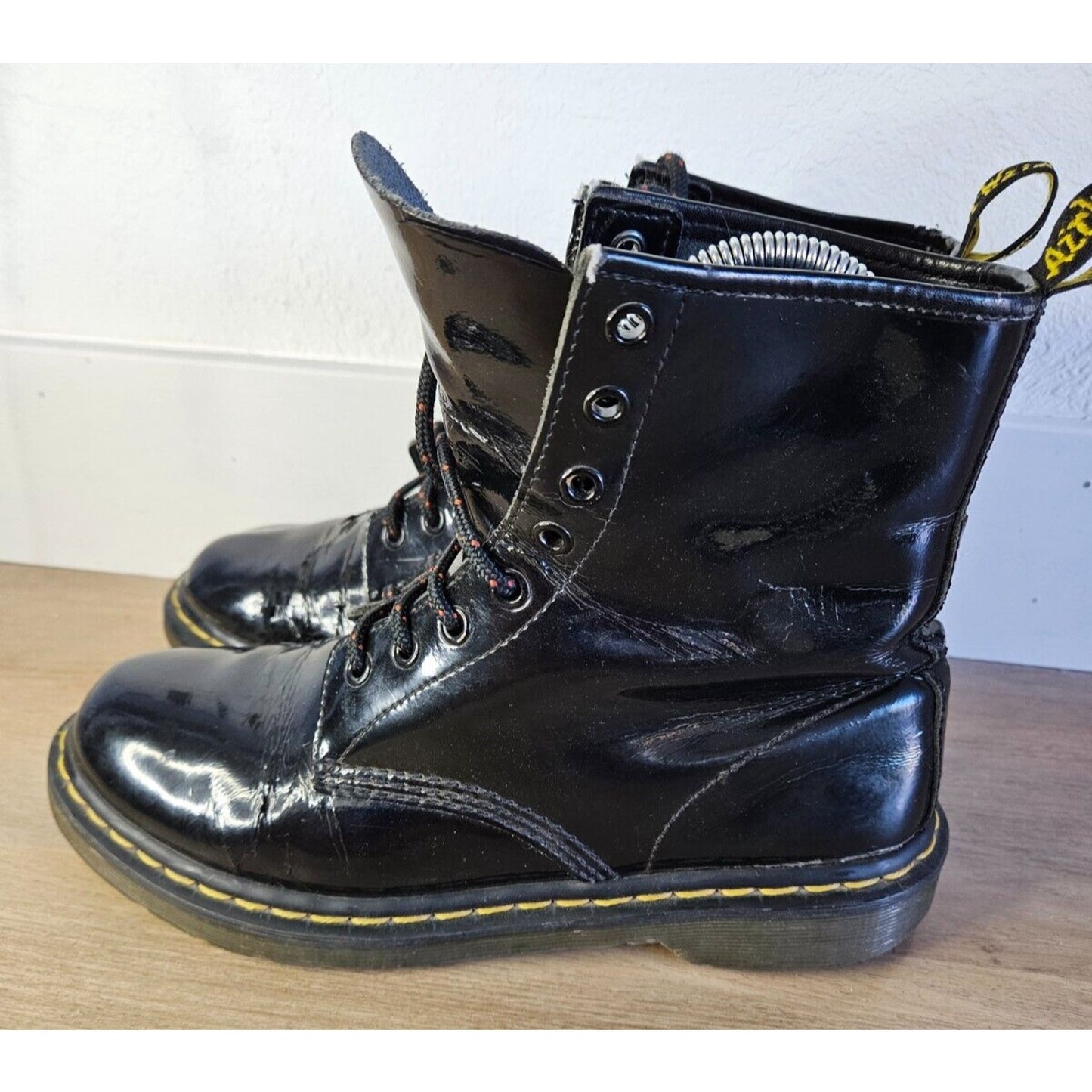 Dr. Martens 1460 Women's Original Smooth Leather Lace Up Boots Black Size 10.5