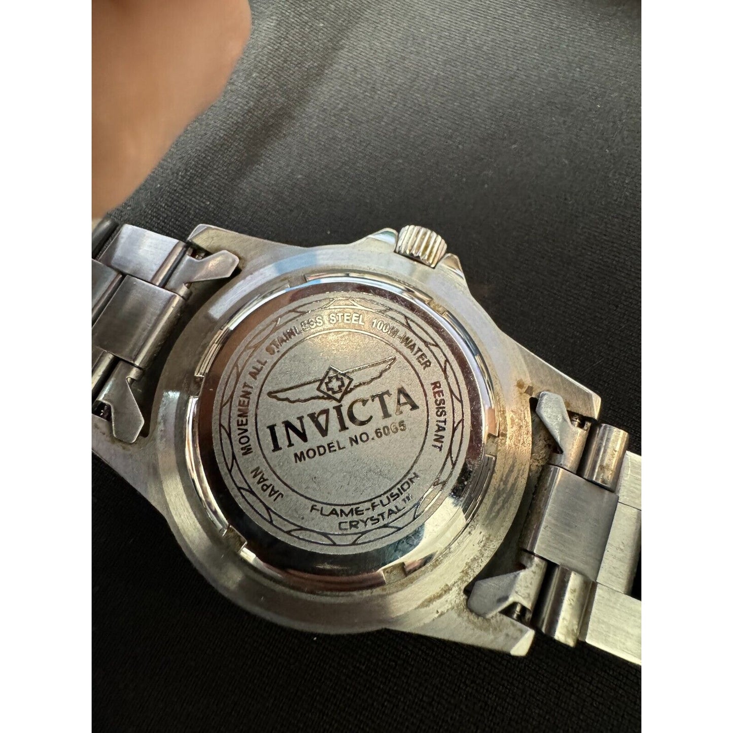 Invicta Pro Diver Men's Watch Model 6065 200m Water Resistant - Need Battery