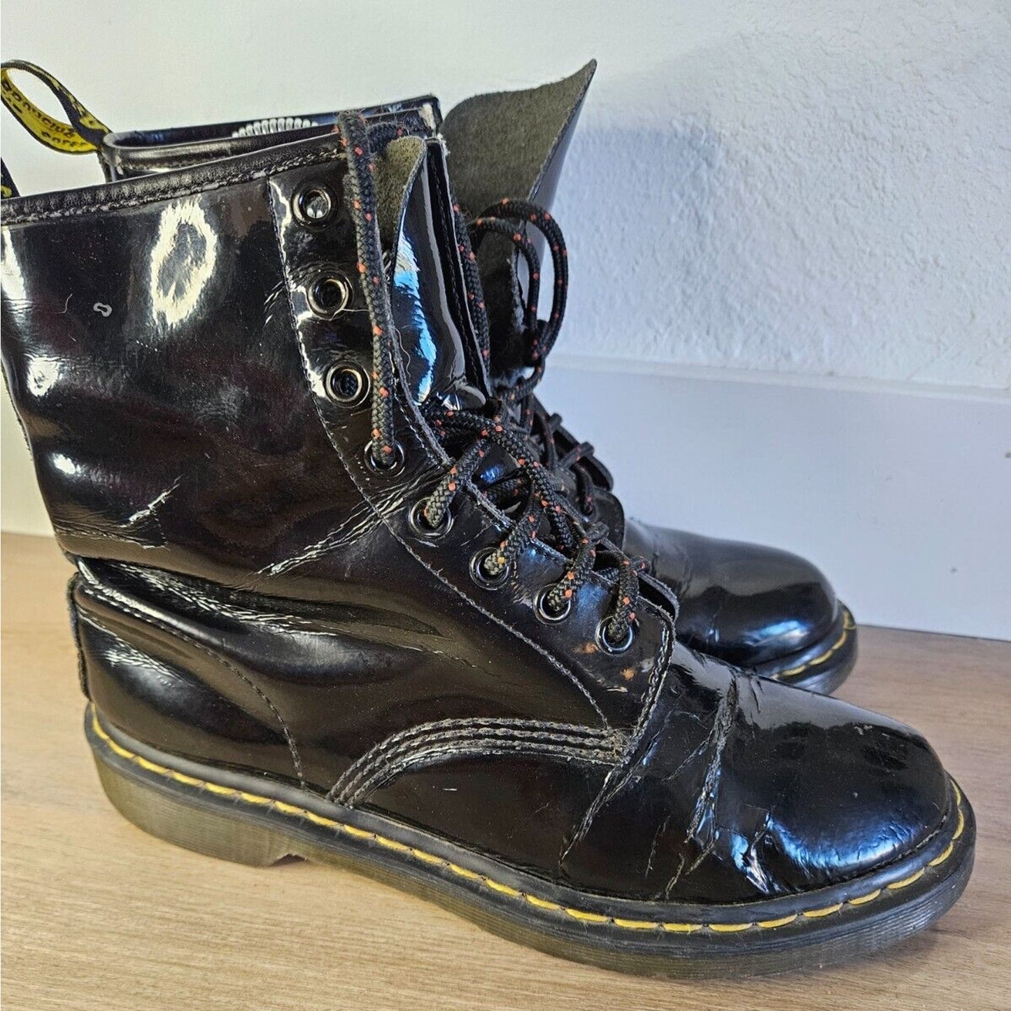 Dr. Martens 1460 Women's Original Smooth Leather Lace Up Boots Black Size 10.5