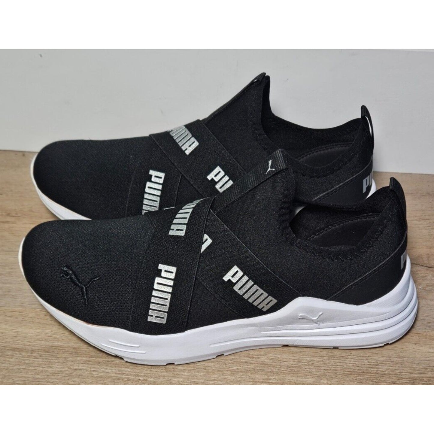 Size 6.5 - PUMA Softride Sophia Low Black White W