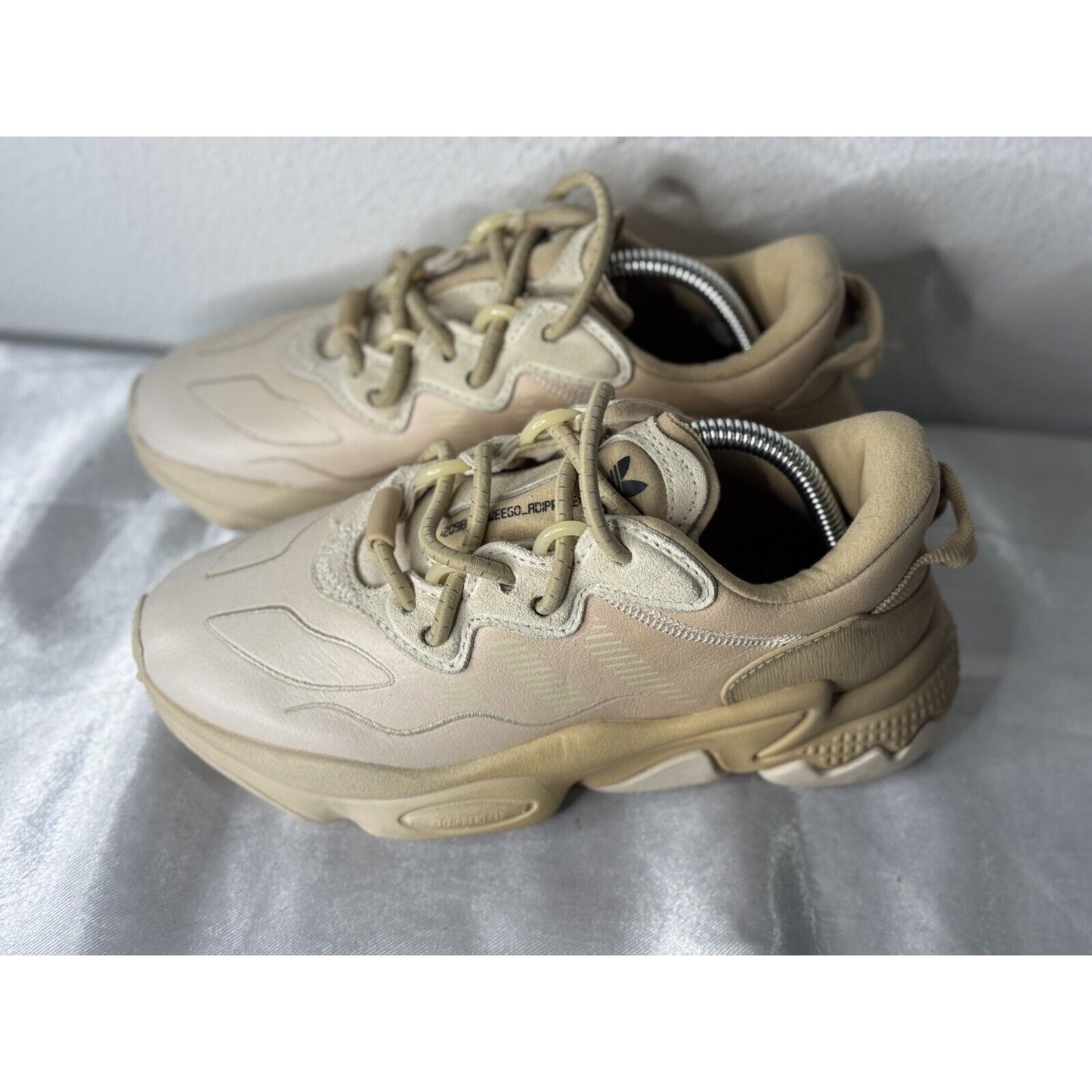 Adidas Ozweego Women’s Size 5 Beige Chunky Sneakers Mesh Suede GUC