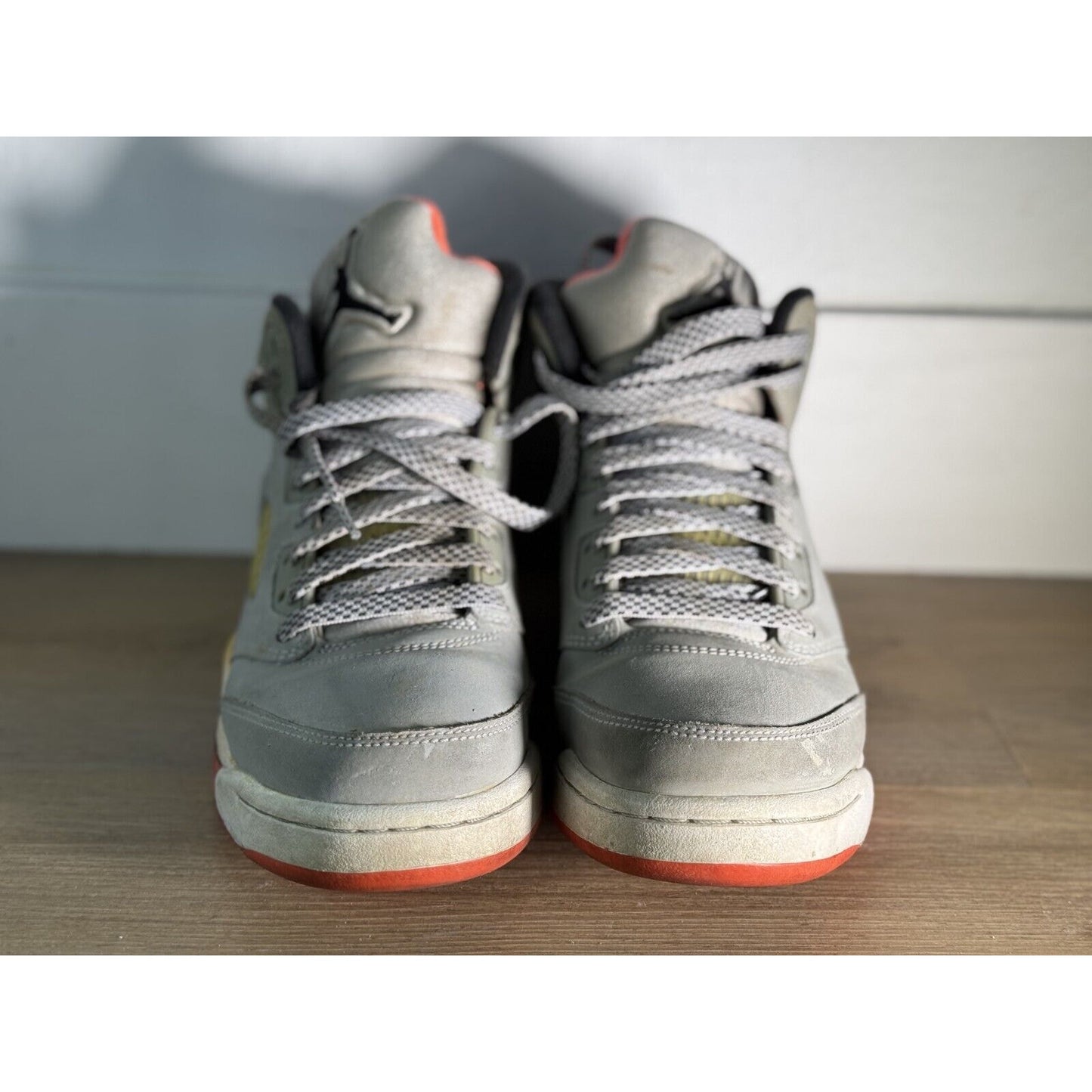 Air Jordan 5 Retro "Wolf Grey" Size 6.5Y - 2014 Release - Gray/Orange