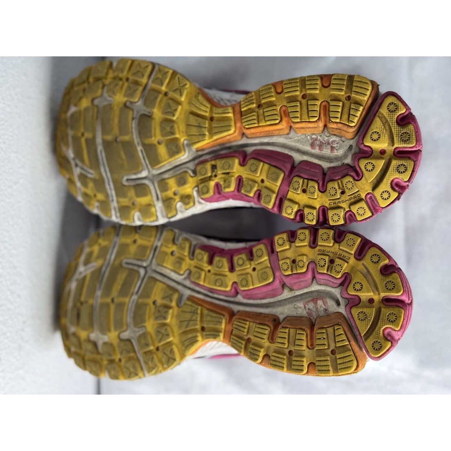 Brooks Ghost 7 Women’s Size 8 Pink Yellow Running Shoes Lightweight Cushioned