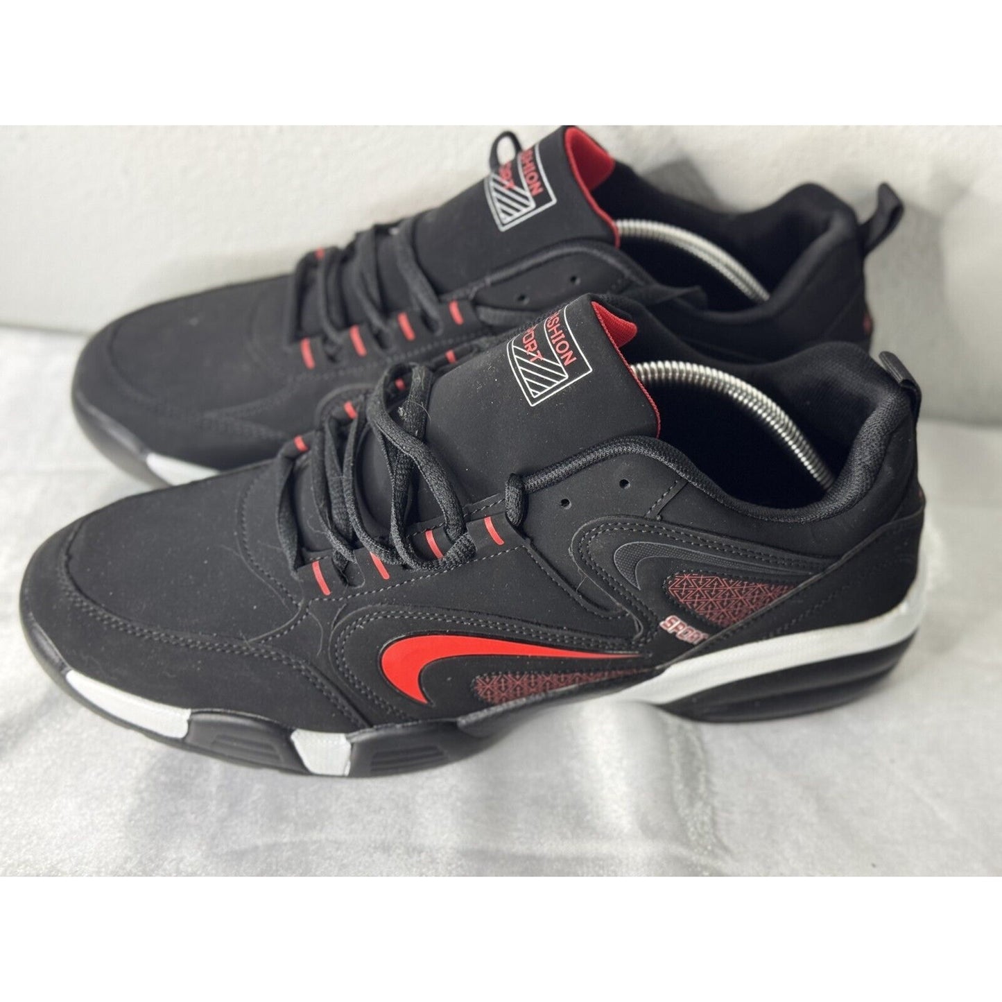 Fashion Sport Men's Sneakers Size 13 Black Red Athletic Shoes Casual Lightweight