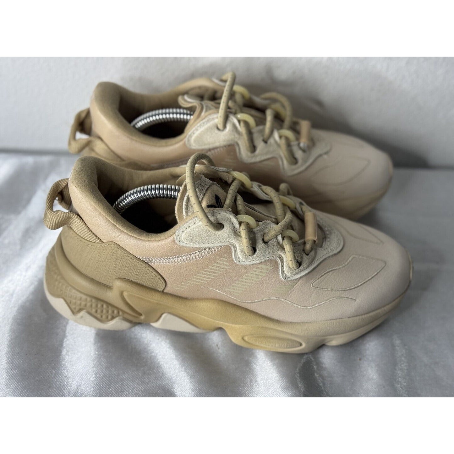 Adidas Ozweego Women’s Size 5 Beige Chunky Sneakers Mesh Suede GUC