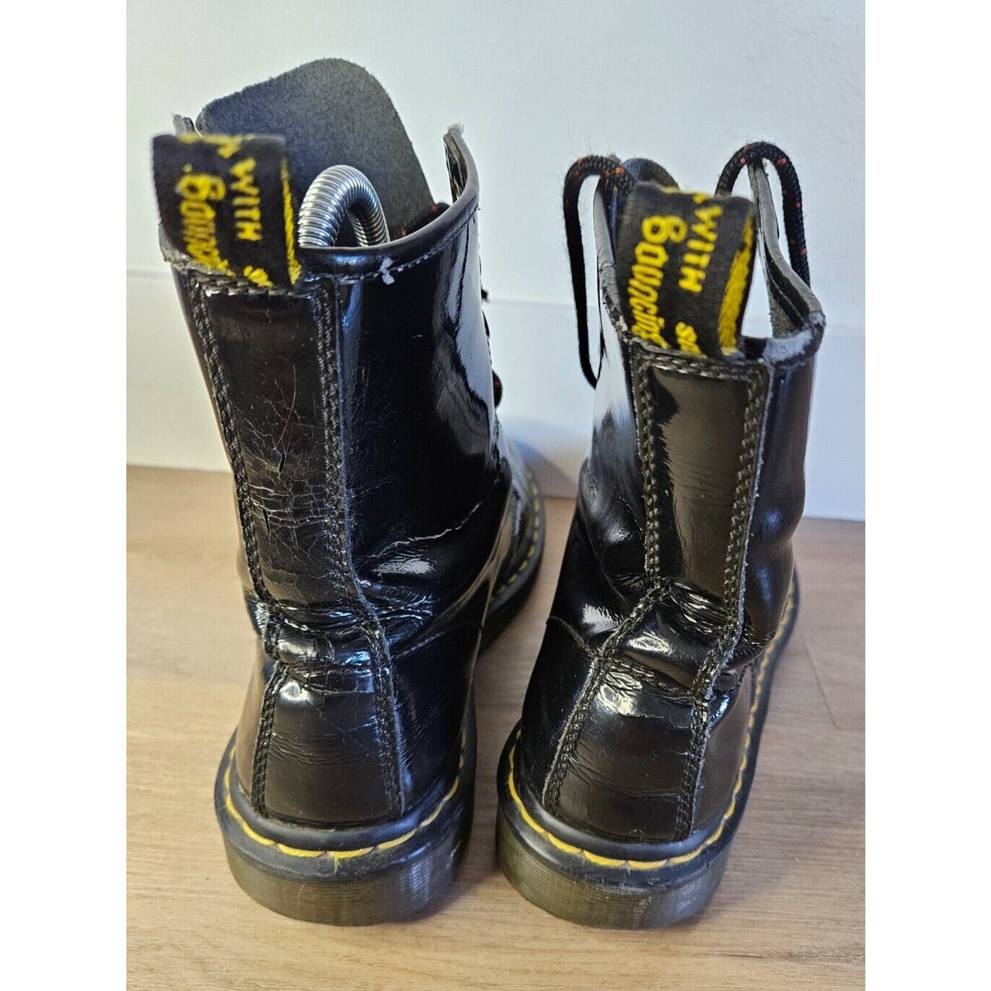 Dr. Martens 1460 Women's Original Smooth Leather Lace Up Boots Black Size 10.5