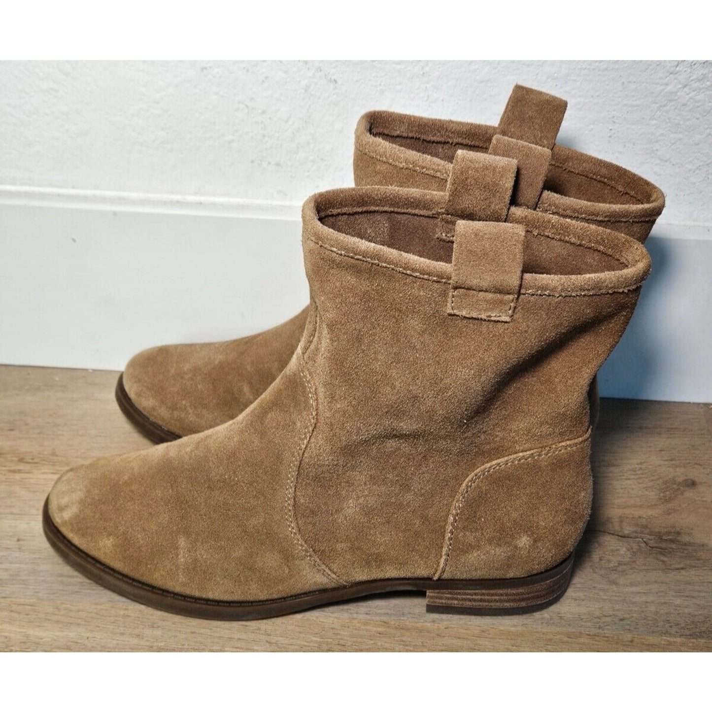 Sole Society Women’s Tan Suede Ankle Boots Size 7.5M Pull-On Stacked Heel Casual