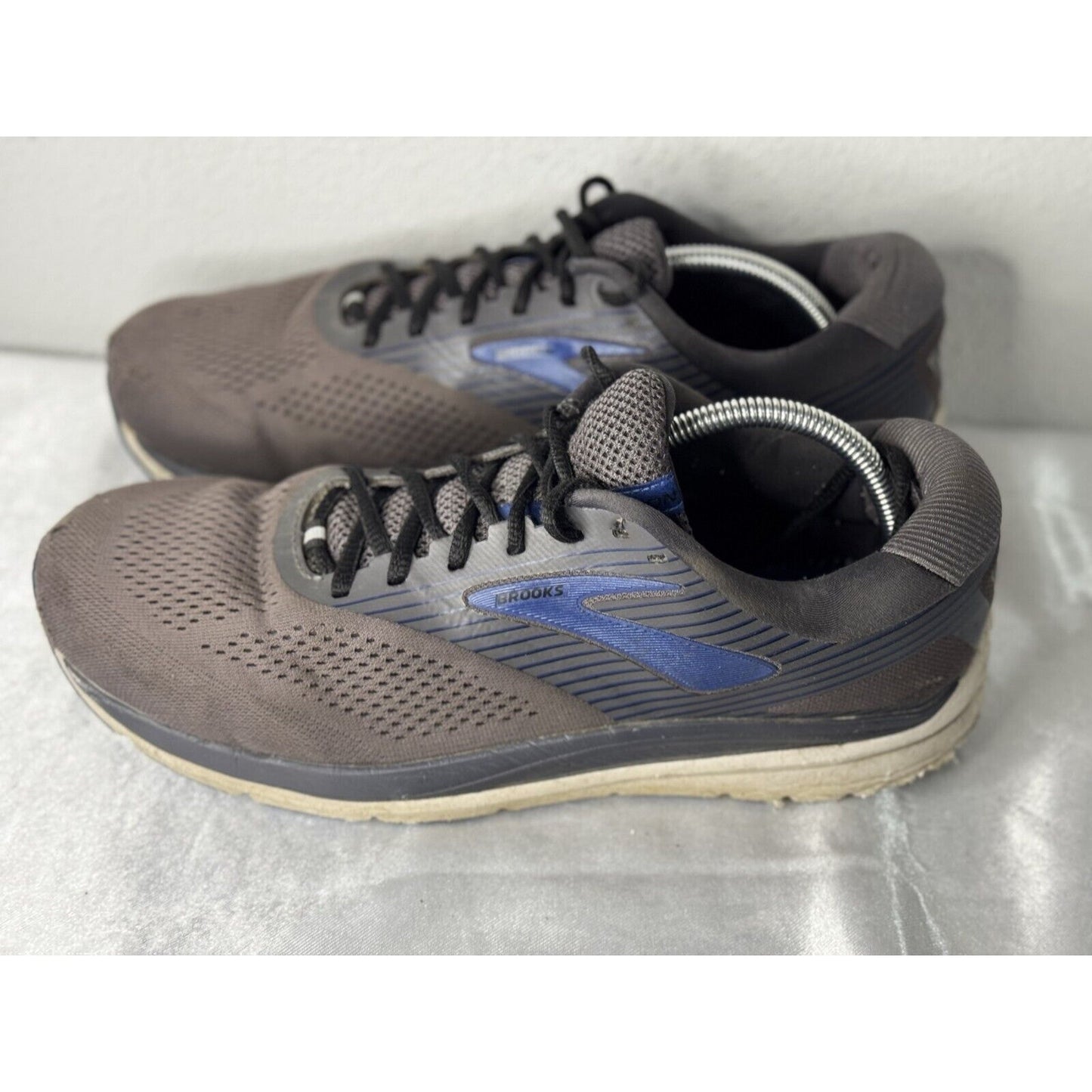 Brooks Addiction Walker 2 Men’s 11 Wide Gray Blue Slip-Resistant Walking Shoes