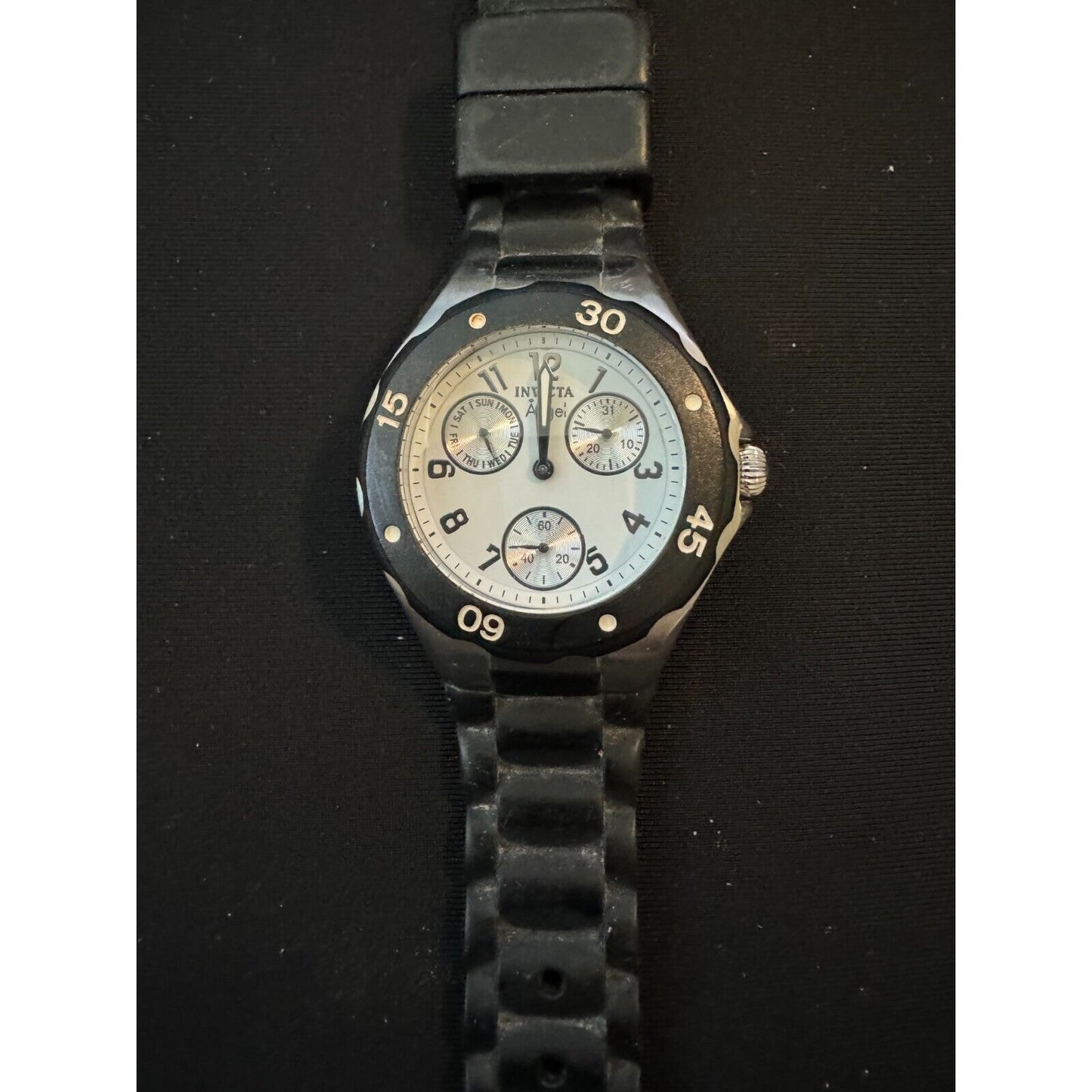 Invicta Angel Lady Collection Watch Model 0733 - Need Battery