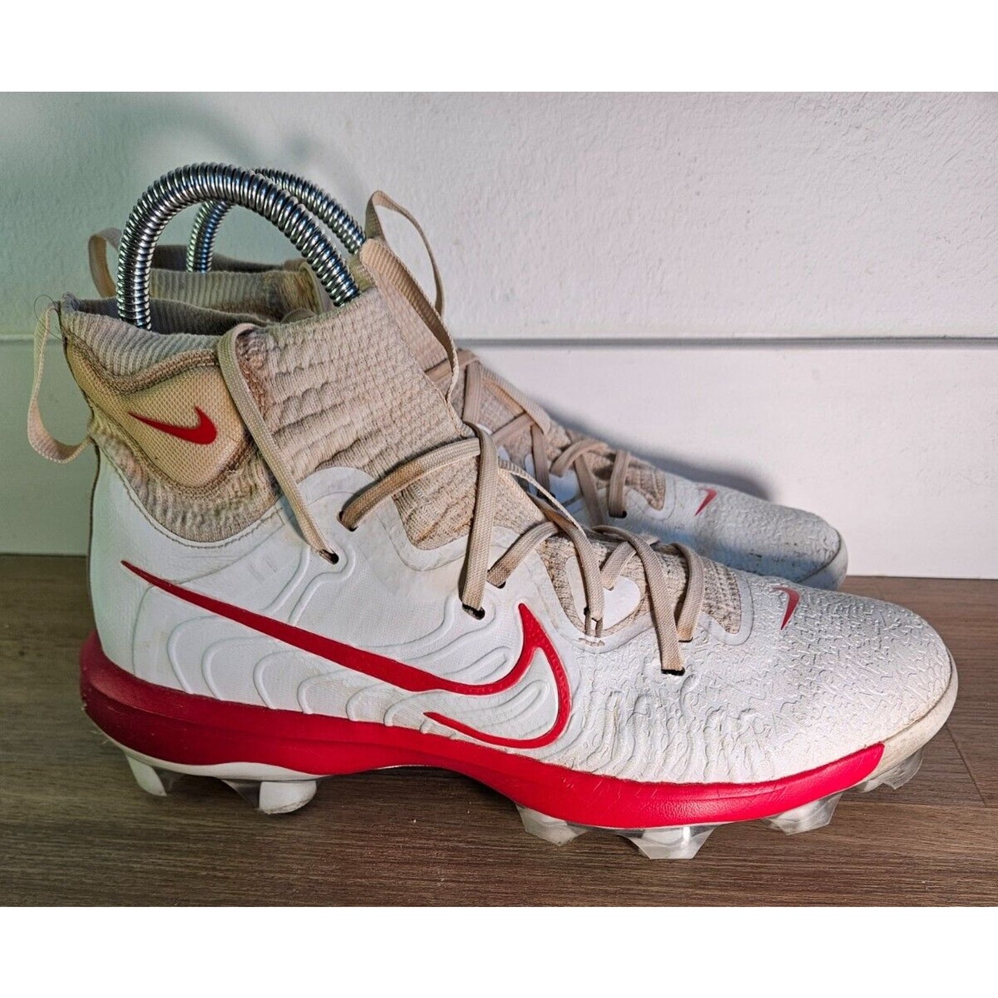 Nike Alpha Menace Elite 2 Football Cleats White/Red Men’s Size 10 (Gently Used)