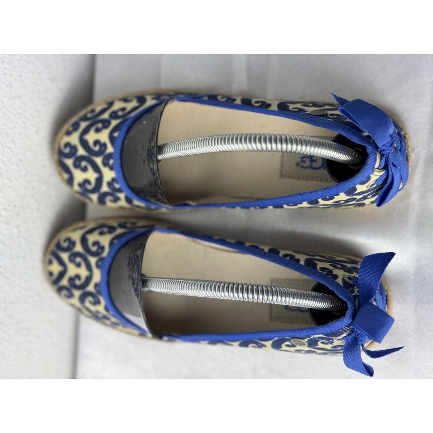 UGG Ayden Printed Espadrille Flats Women’s 5 Cream Blue Swirl Canvas Bow