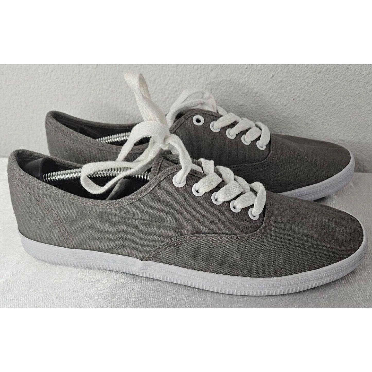 American Eagle Men’s Lace-Up Canvas Shoes Grey Casual Size 9.5 Lightweight