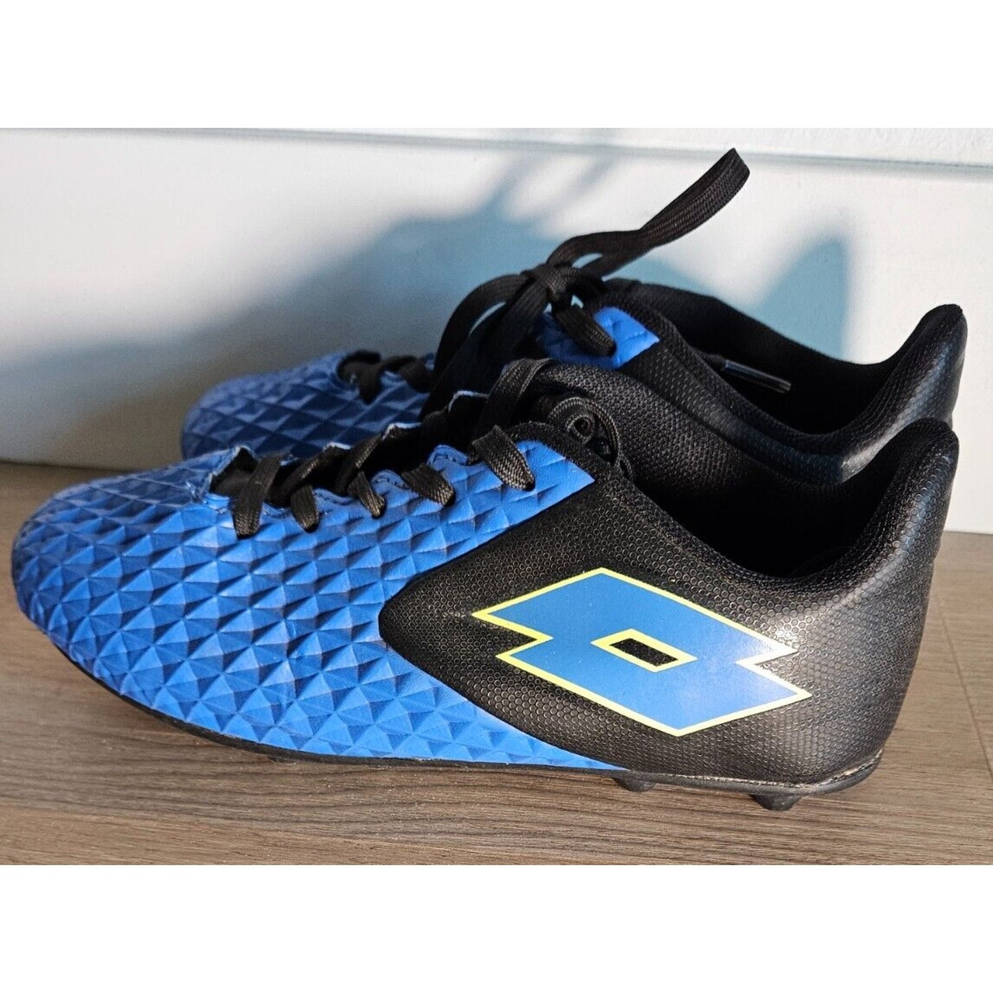 Lotto Forza Elite II FG Youth Soccer Cleats Blue/Black Size 3 Gently Used