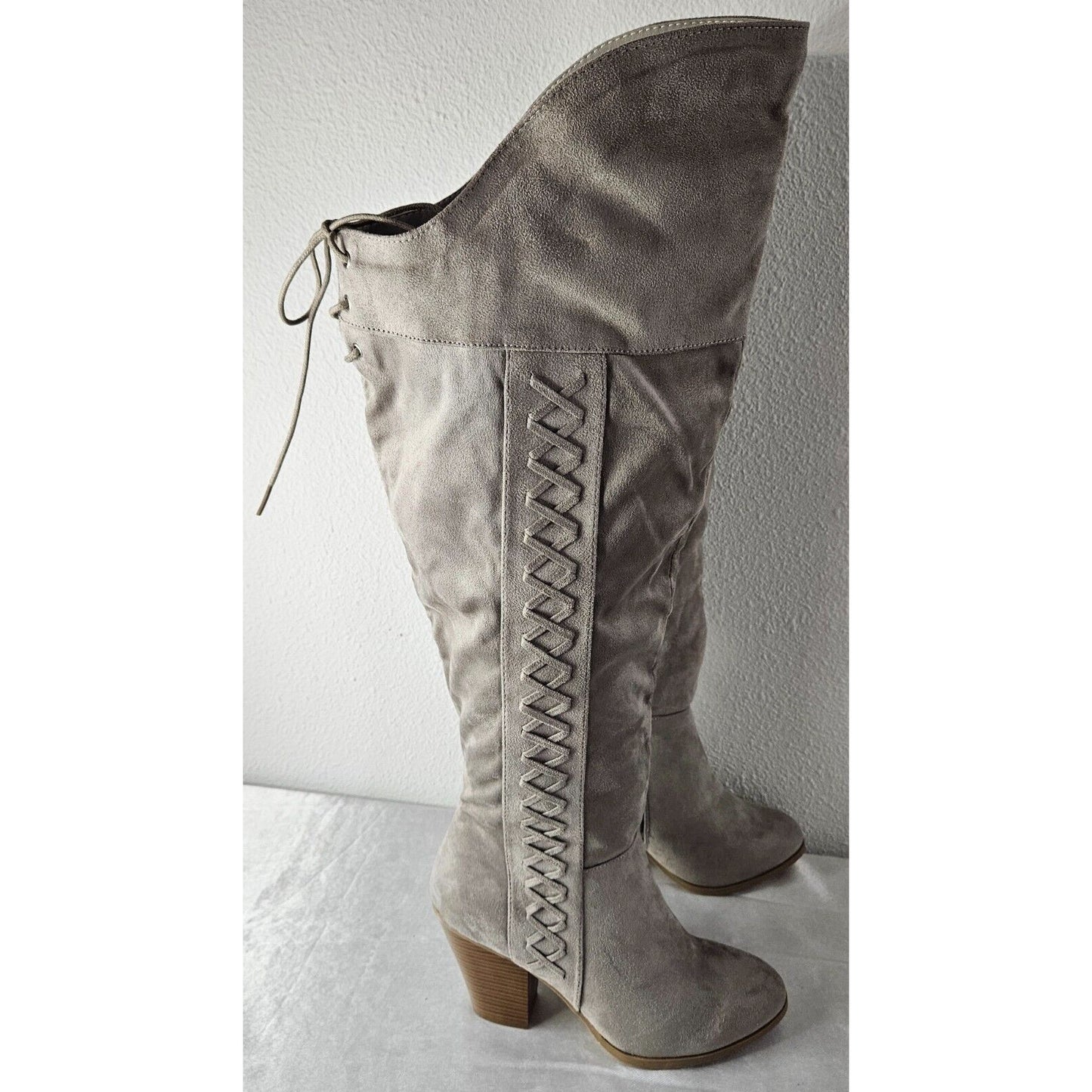 Gray Over-the-Knee Boots Women’s 7.5 Faux Suede Lace-Up Block Heel Chic