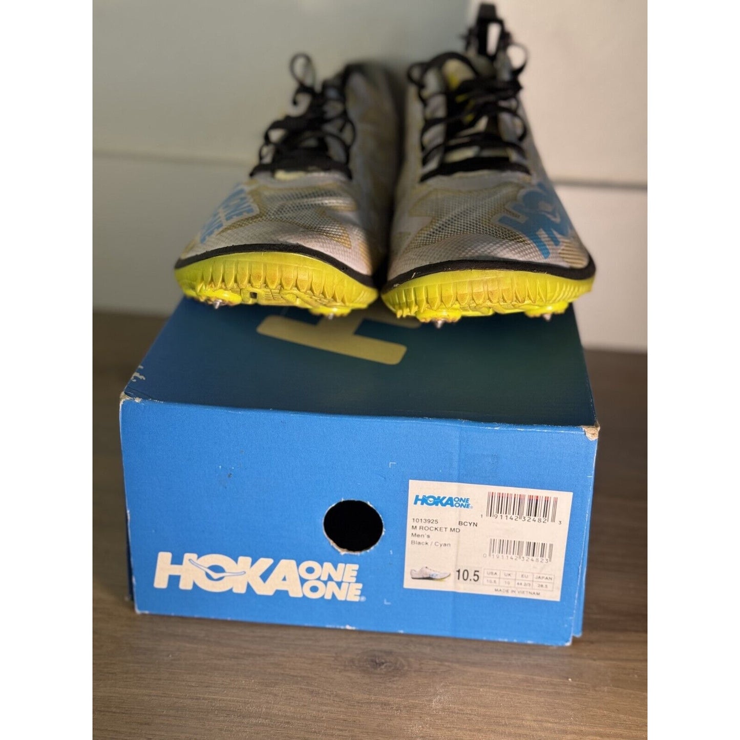 Size 10.5 - Hoka One One Crescendo MD Black White