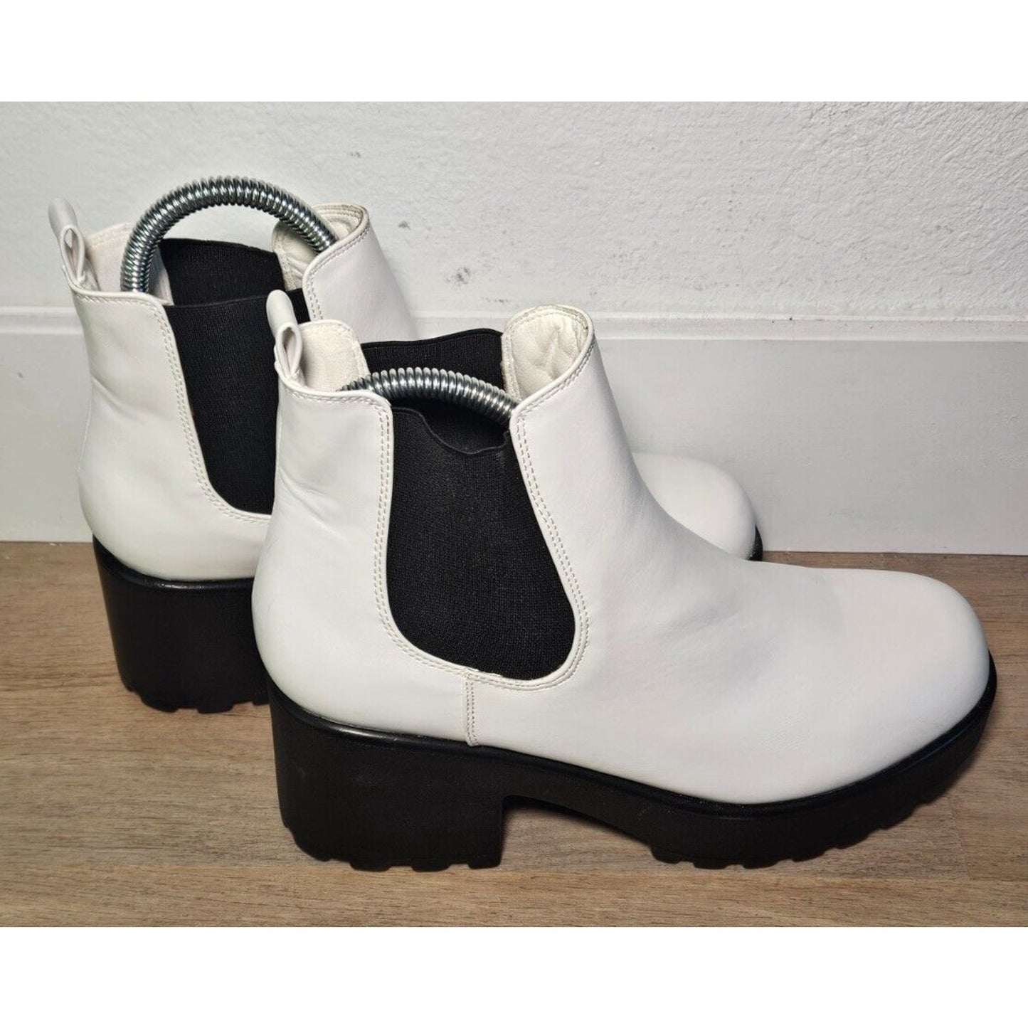 White Leather Platform Chelsea Boots - Size 6 | Chunky Lug Sole Ankle Boots