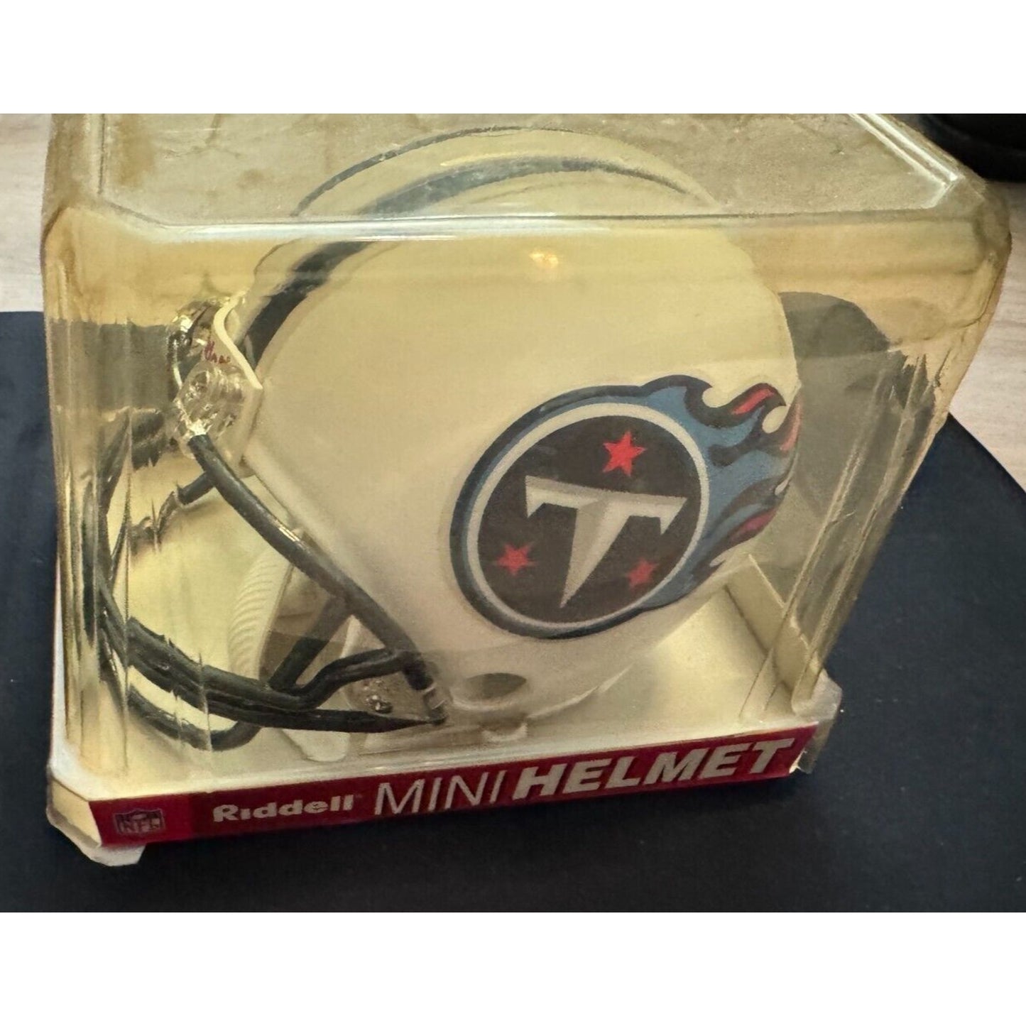 Vince Young Autographed Mini Helmet – Tennessee Titans #10 – Excellent Condition