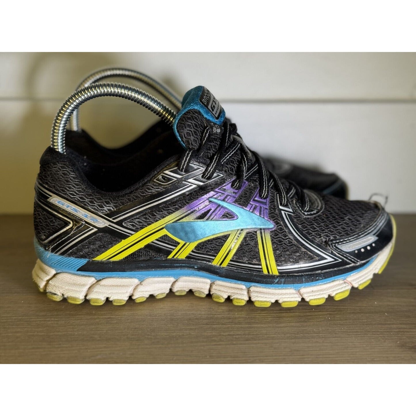 Size 7 - Brooks Adrenaline GTS 16 Black Teal Women's Running Shoes, Gently Used