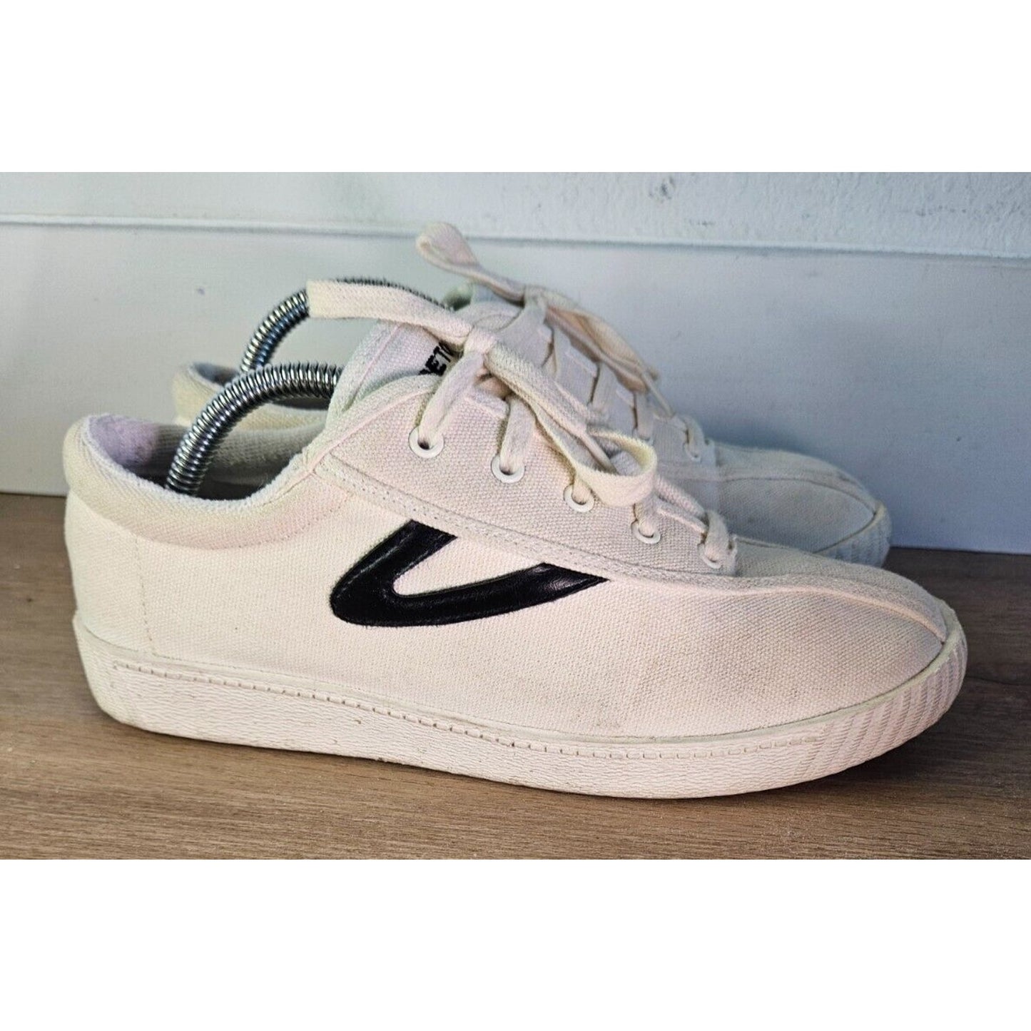 Tretorn Nylite Plus Women's Canvas Sneakers White/Black Size 5 - Gently Used