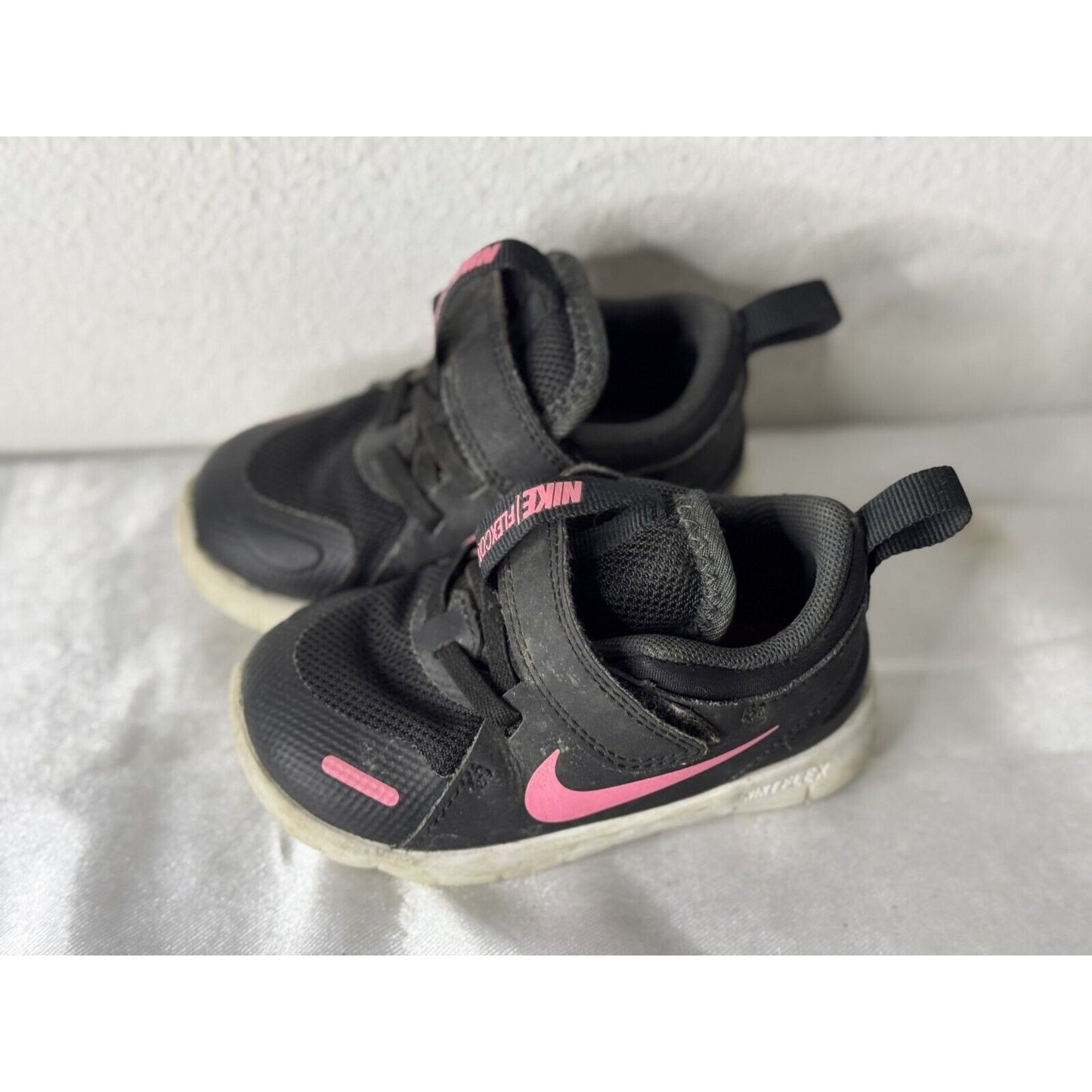 Nike Flex Contact 3 Toddler Shoes Black/Pink Size 5C