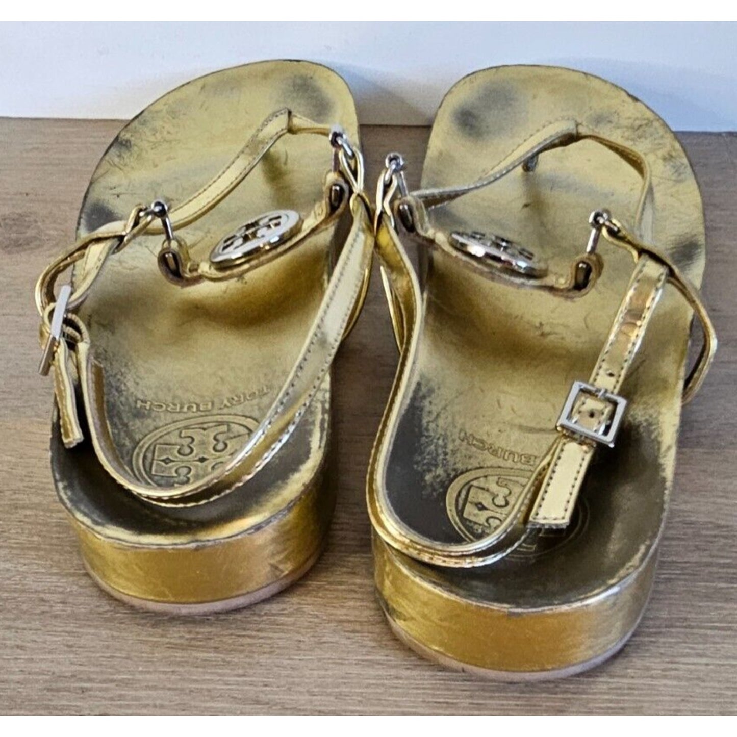 Tory Burch Gold Miller Sandals Women’s Size 7.5 Metallic Leather Thong Flats