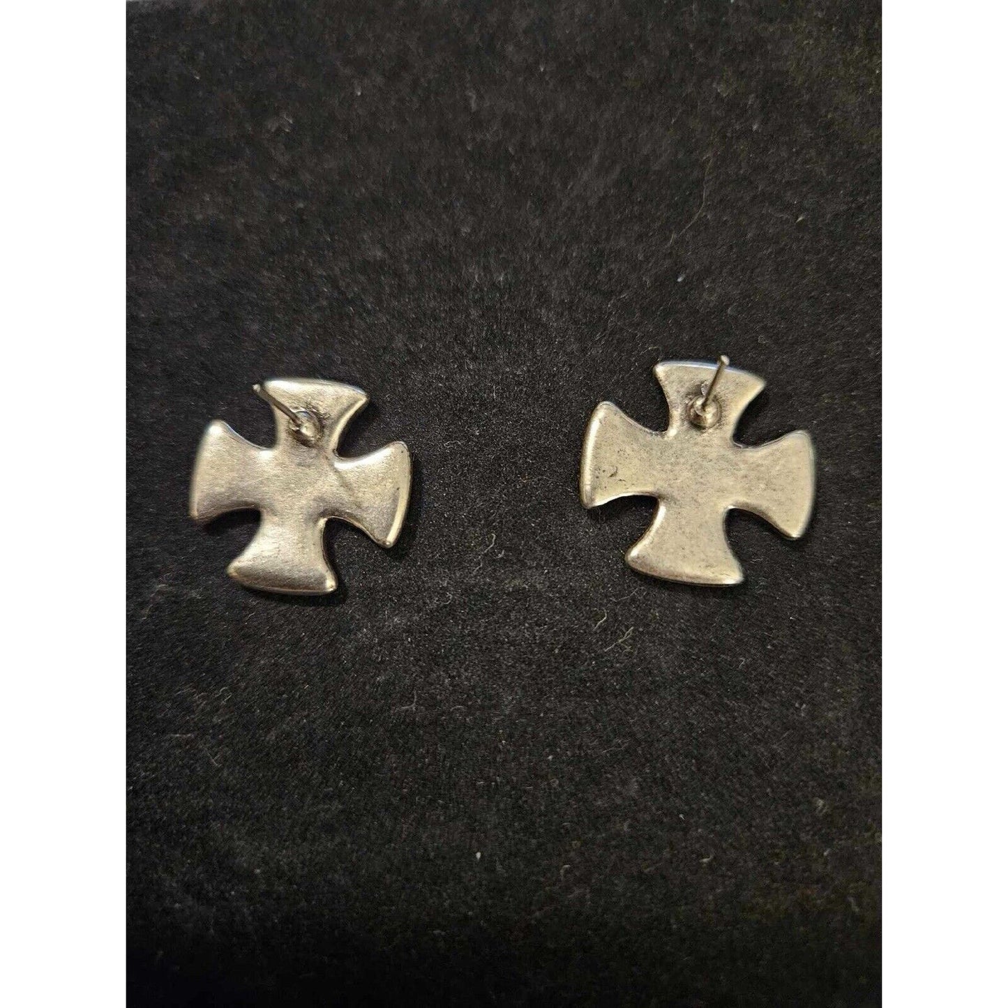 Titanium Steel Cross Stud Earrings for Men & Women, Unisex Cross Earrings