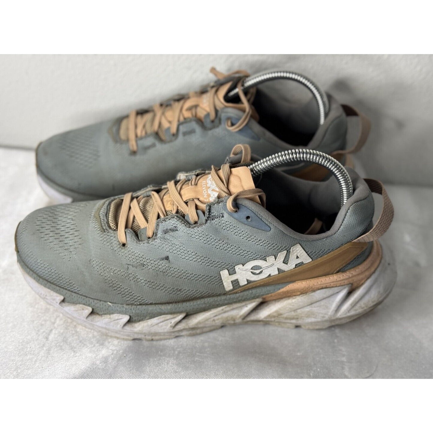 HOKA ONE ONE Elevon 2 Running Shoes Women’s Size 9 Gray Tan Lightweight Comfort