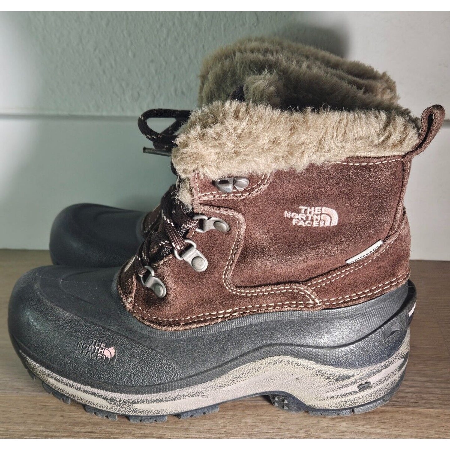 The North Face Girls' Chilkat Lace II Winter Boots Size 5 - Waterproof/Insulated