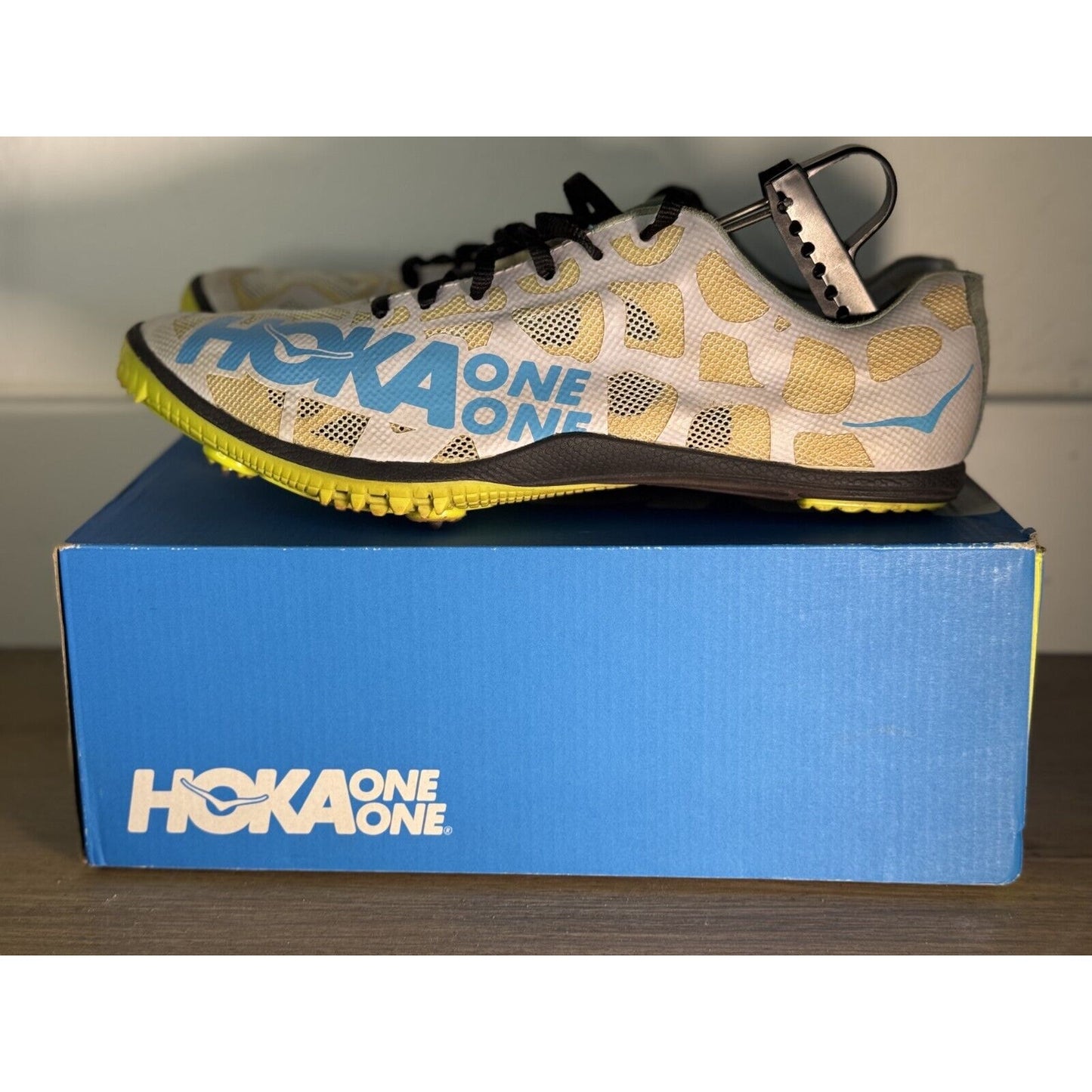 Size 10.5 - Hoka One One Crescendo MD Black White