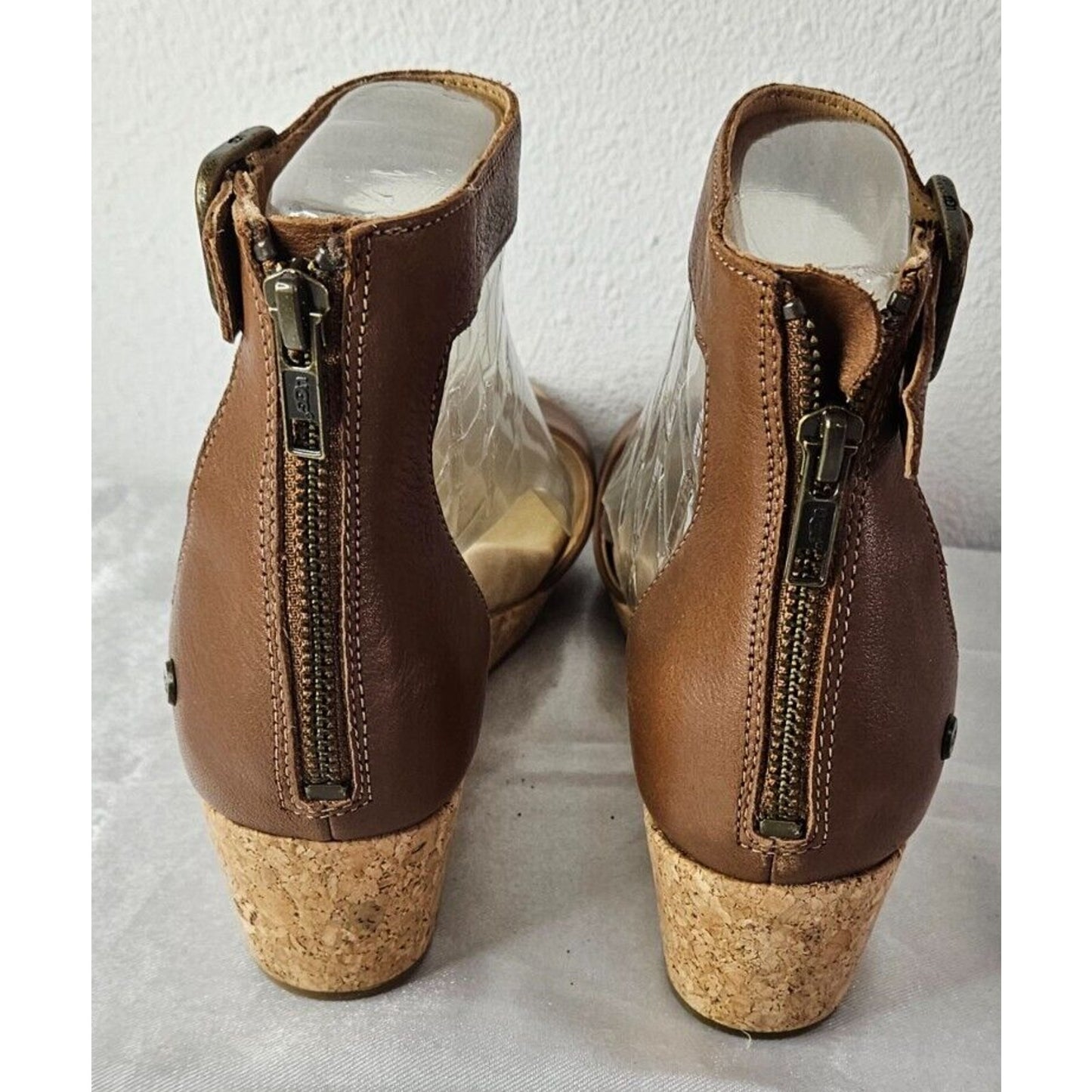 UGG Elena II Wedge Sandals Women’s 7.5 Brown Leather Cork Heel Adjustable Strap