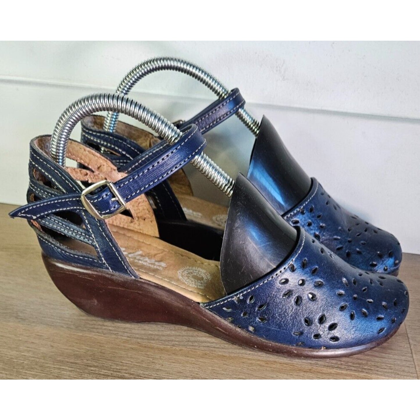 Naot Women's Navy Blue Leather Perforated Wedge Sandals Size 8 Adjustable Strap