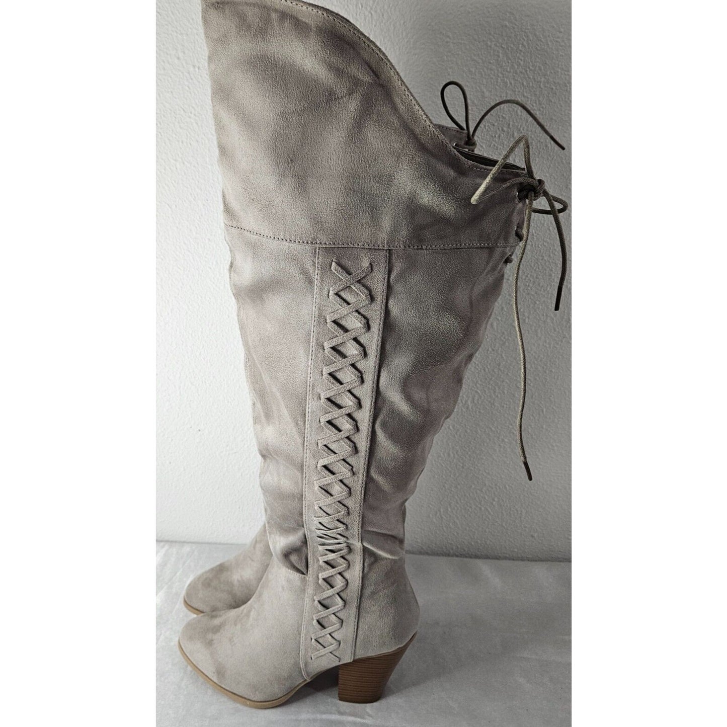 Gray Over-the-Knee Boots Women’s 7.5 Faux Suede Lace-Up Block Heel Chic